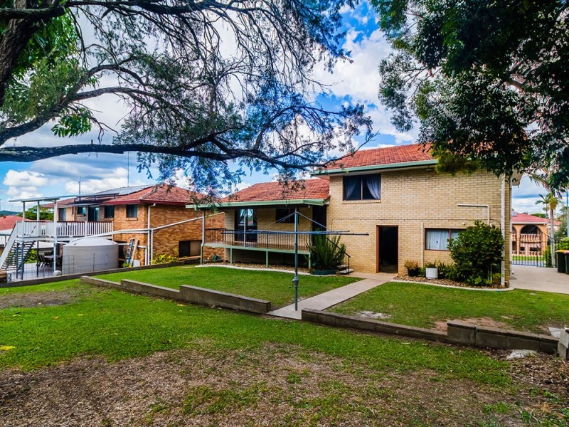 28 Cornflower Street, Mansfield QLD 4122