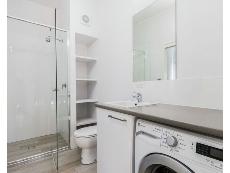 47a Vickers St, Carina Heights QLD 4152