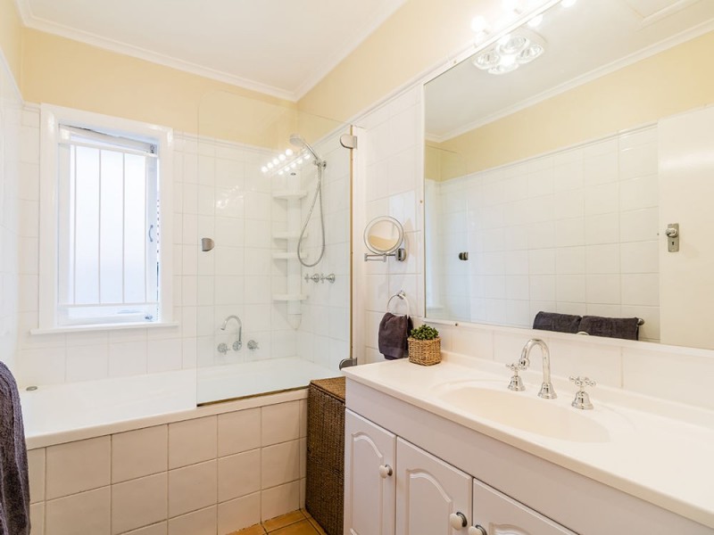 17 Wedmore Street, Mount Gravatt East QLD 4122