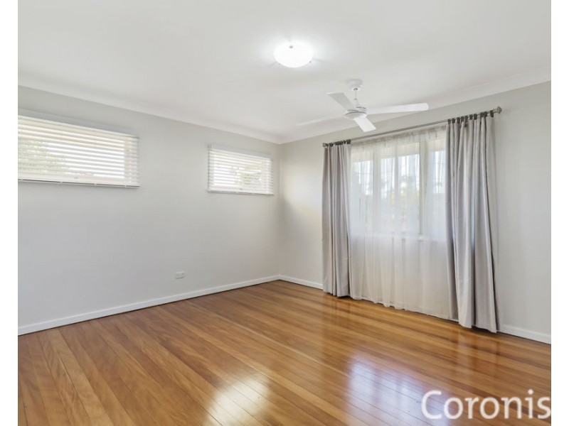 16 Koumala Street, Mansfield QLD 4122