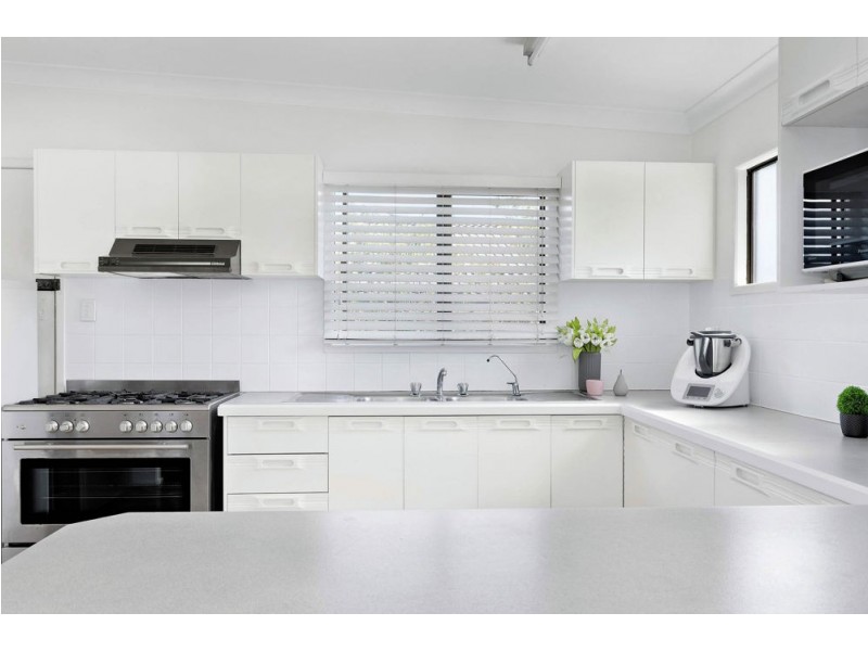 38 Koumala Street, Mansfield QLD 4122