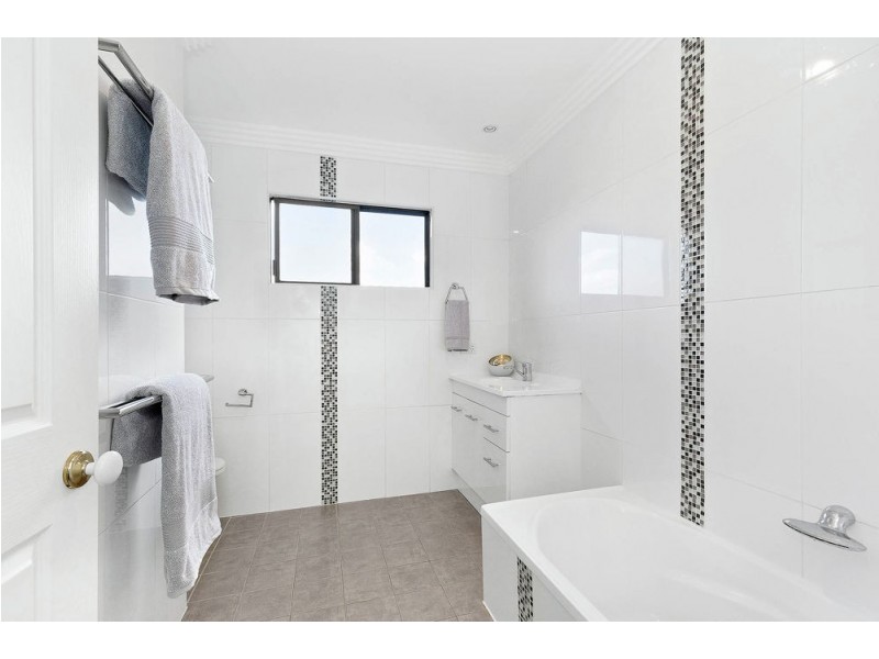 38 Koumala Street, Mansfield QLD 4122