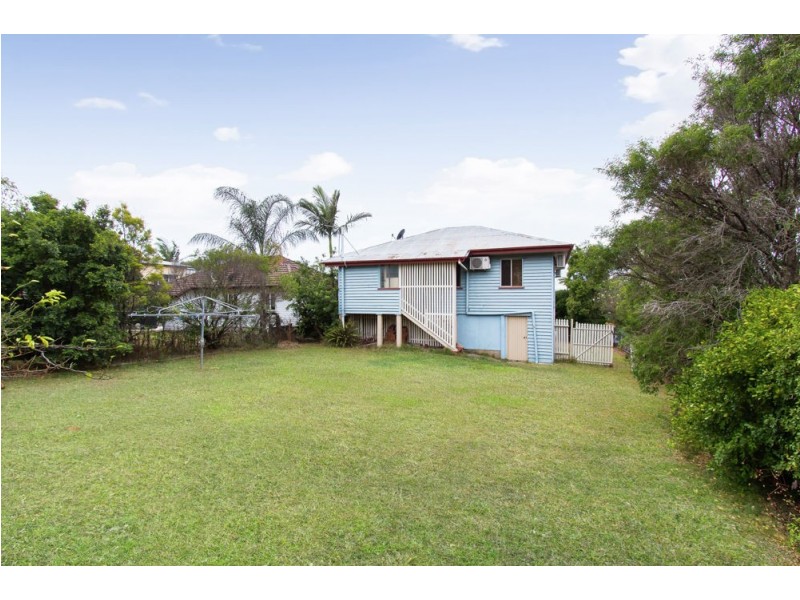 67 Delsie Street, Cannon Hill QLD 4170