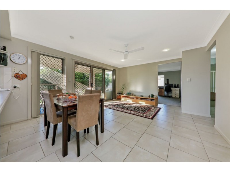 2 Sunflower Street, Waterford West QLD 4133