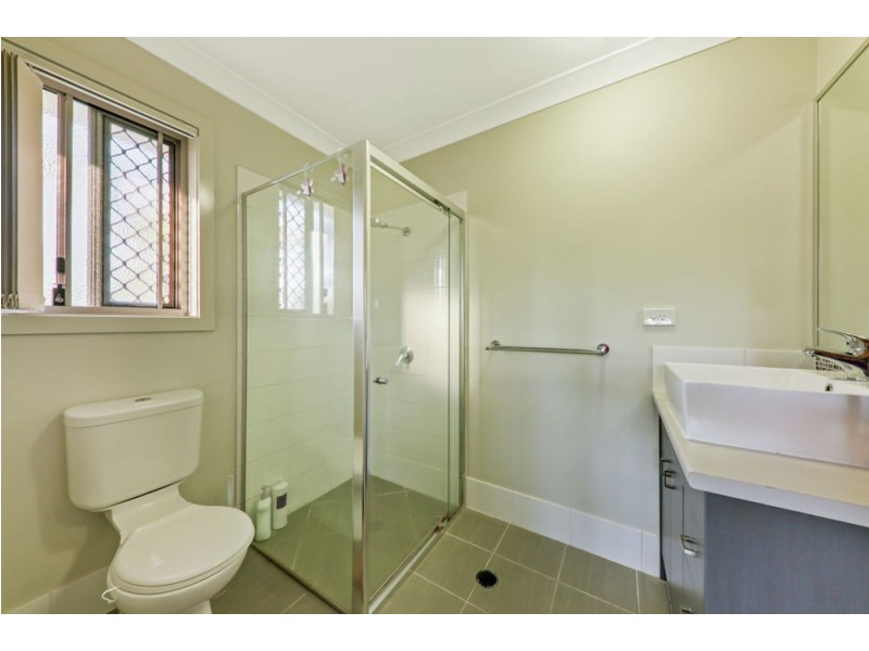 2 Sunflower Street, Waterford West QLD 4133