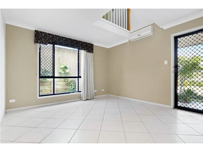 7/12 Mailey Street, Mansfield QLD 4122