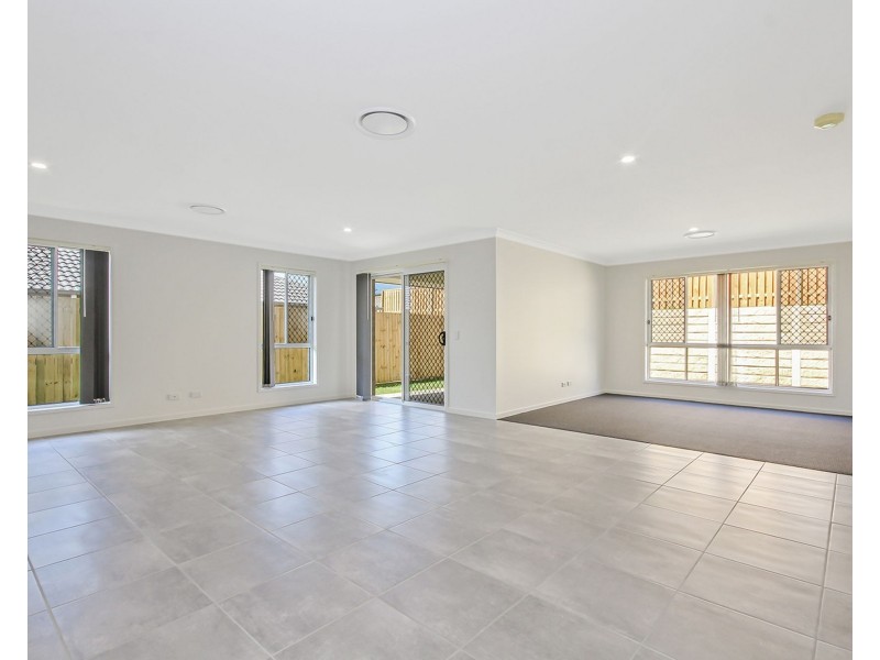 28 Muller St, Redland Bay QLD 4165