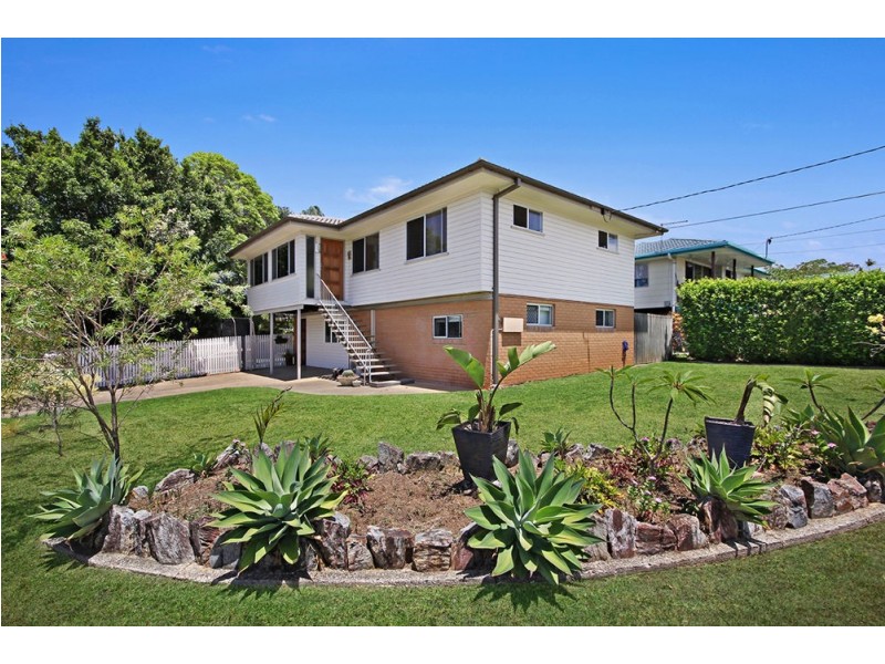 1 Hampton Court, Birkdale QLD 4159