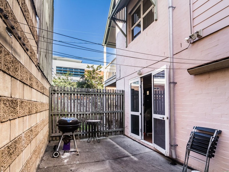 164 Water Street, Spring Hill QLD 4000