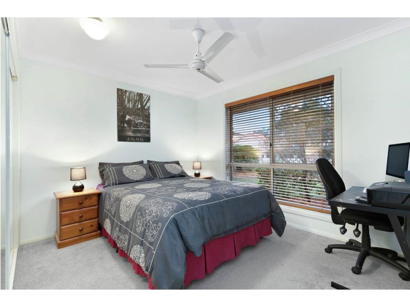 50 Berkshire Crescent, Wishart QLD 4122