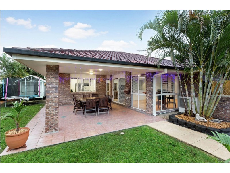 50 Berkshire Crescent, Wishart QLD 4122