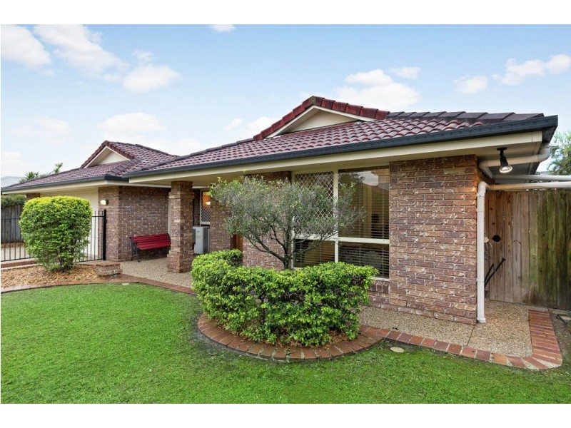 50 Berkshire Crescent, Wishart QLD 4122