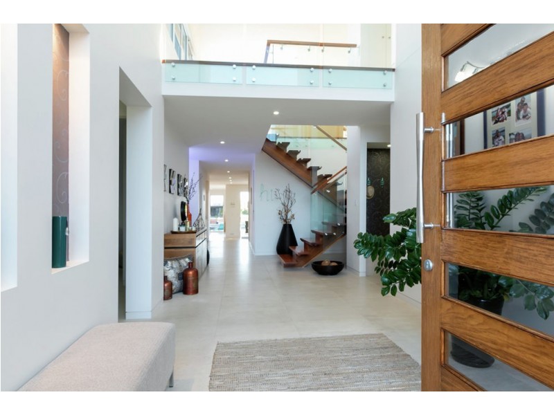 39 North Point, Banksia Beach QLD 4507