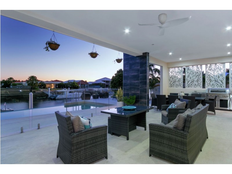 39 North Point, Banksia Beach QLD 4507