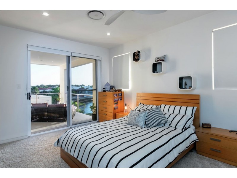 39 North Point, Banksia Beach QLD 4507