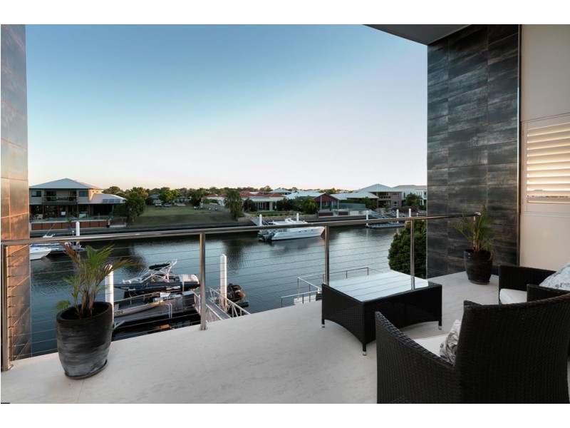 39 North Point, Banksia Beach QLD 4507