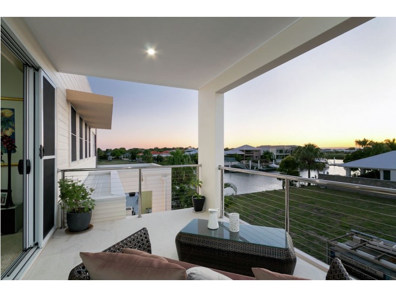 39 North Point, Banksia Beach QLD 4507