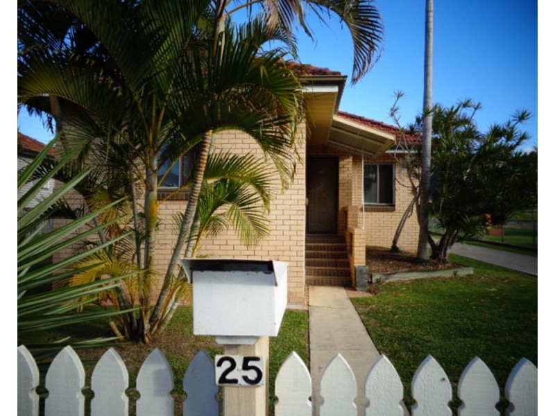 25 Risley Street, Carina QLD 4152
