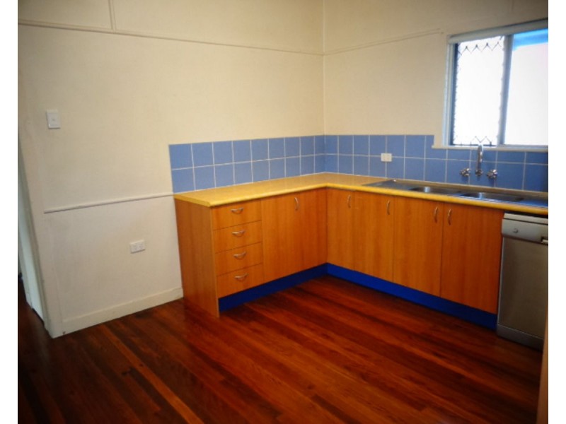 25 Risley Street, Carina QLD 4152