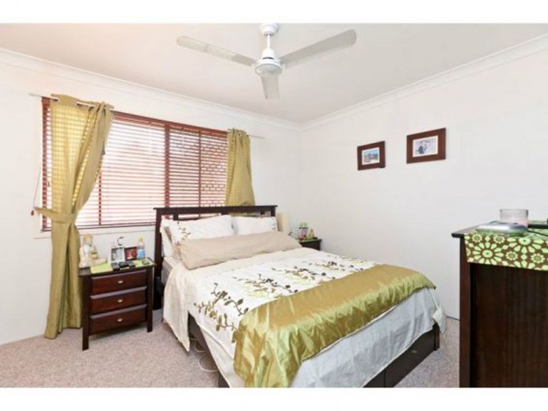 64 Ferry Road, Thorneside QLD 4158