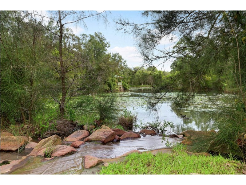 31 Van Gogh Place, Mackenzie QLD 4156