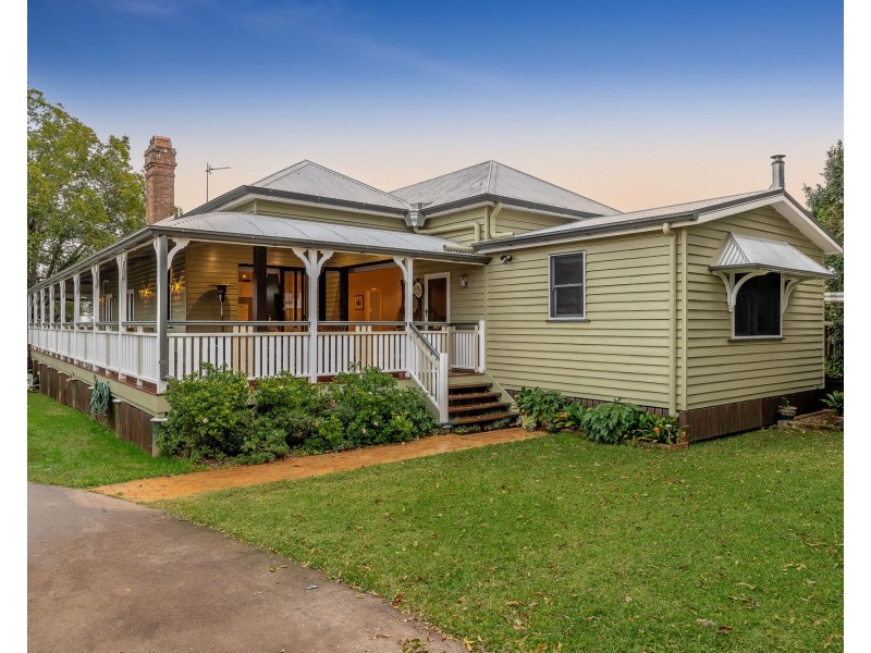 30 Raff Street, Toowoomba QLD 4350