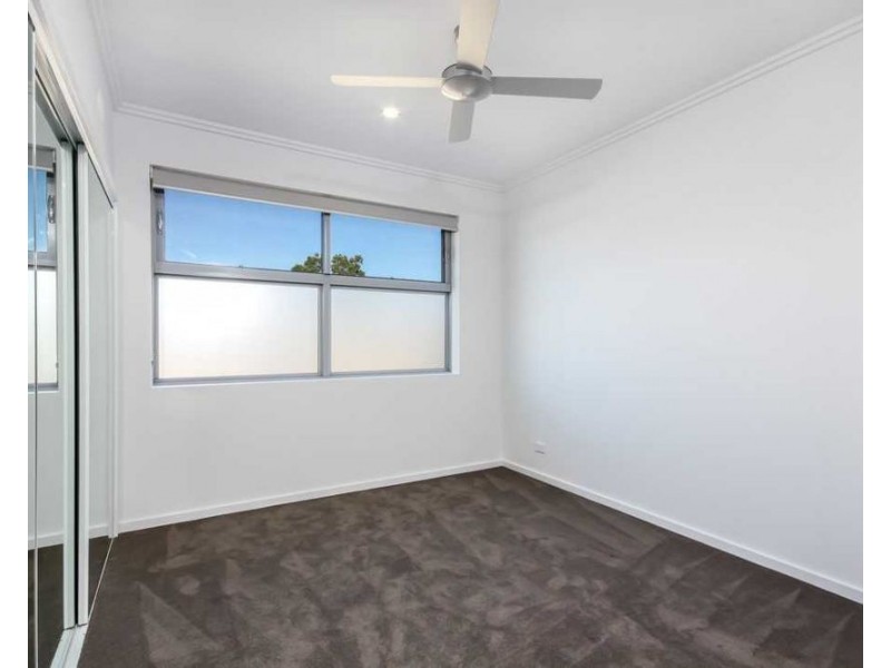 17/15 Durham Street, Coorparoo QLD 4151