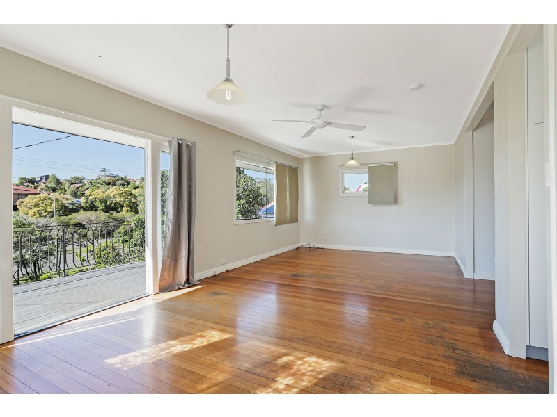 1654 Creek Road, Carina QLD 4152