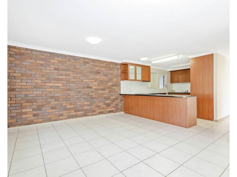 1 McCracken Street, Wishart QLD 4122