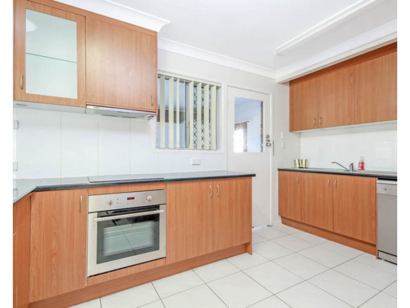 1 McCracken Street, Wishart QLD 4122