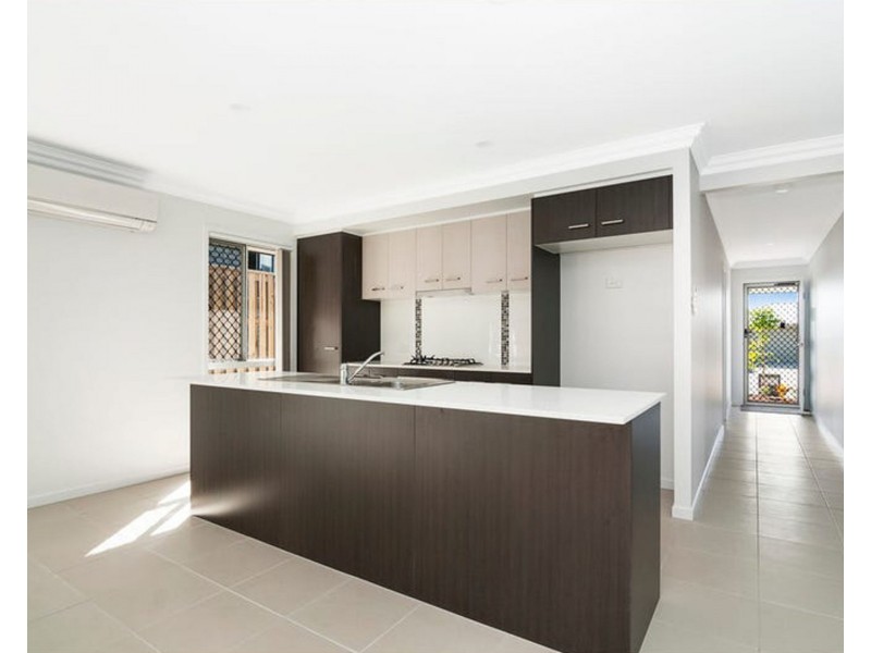 32 Ellabay Street, Redland Bay QLD 4165