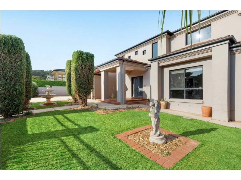 2 Melrose Close, Carindale QLD 4152