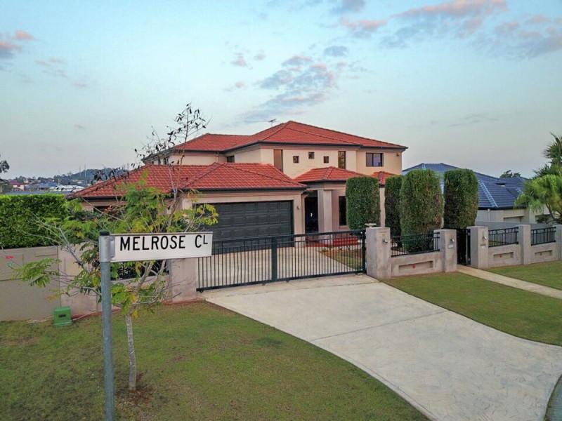 2 Melrose Close, Carindale QLD 4152