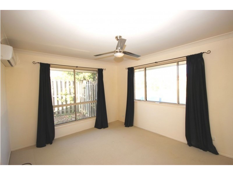 14 Lewis Place, Calamvale QLD 4116