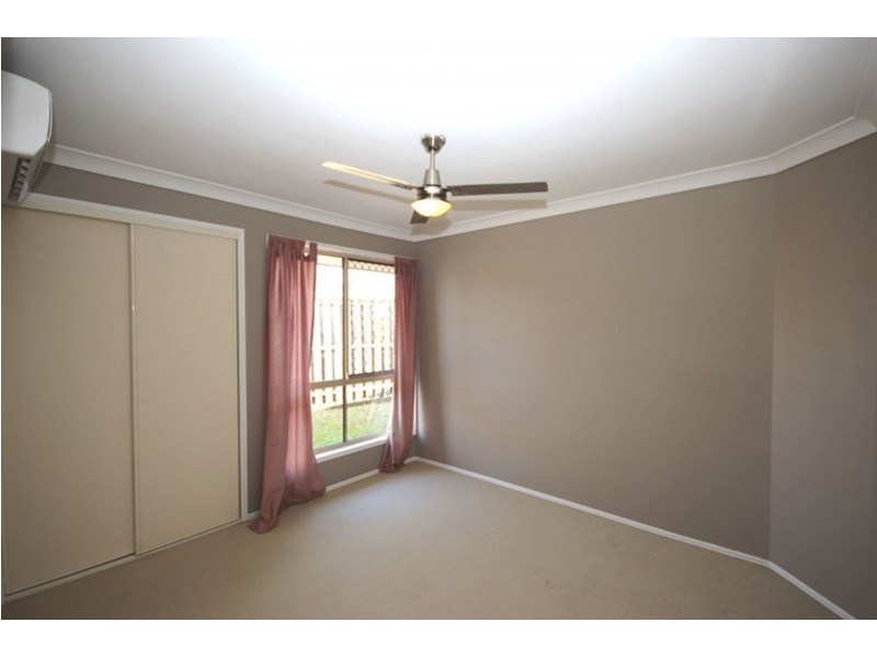 14 Lewis Place, Calamvale QLD 4116