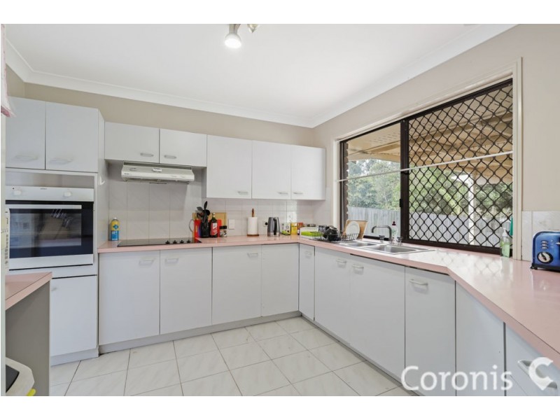 5 Nardie Street, Eight Mile Plains QLD 4113