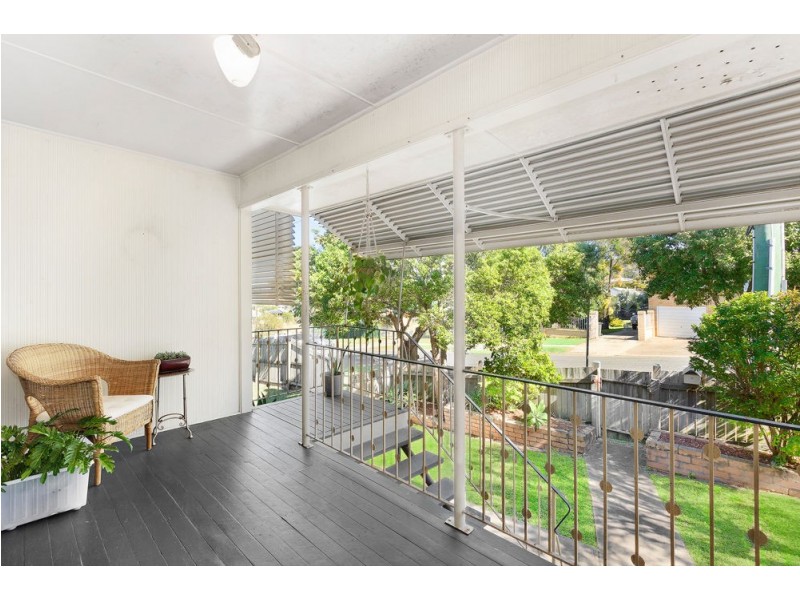 4 Hillgrove Street, Upper Mount Gravatt QLD 4122