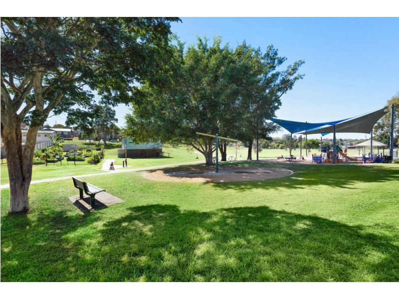 4 Hillgrove Street, Upper Mount Gravatt QLD 4122