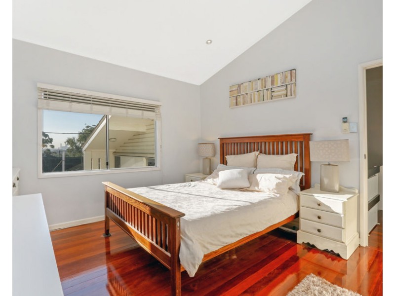 166 Bapaume Road, Holland Park West QLD 4121