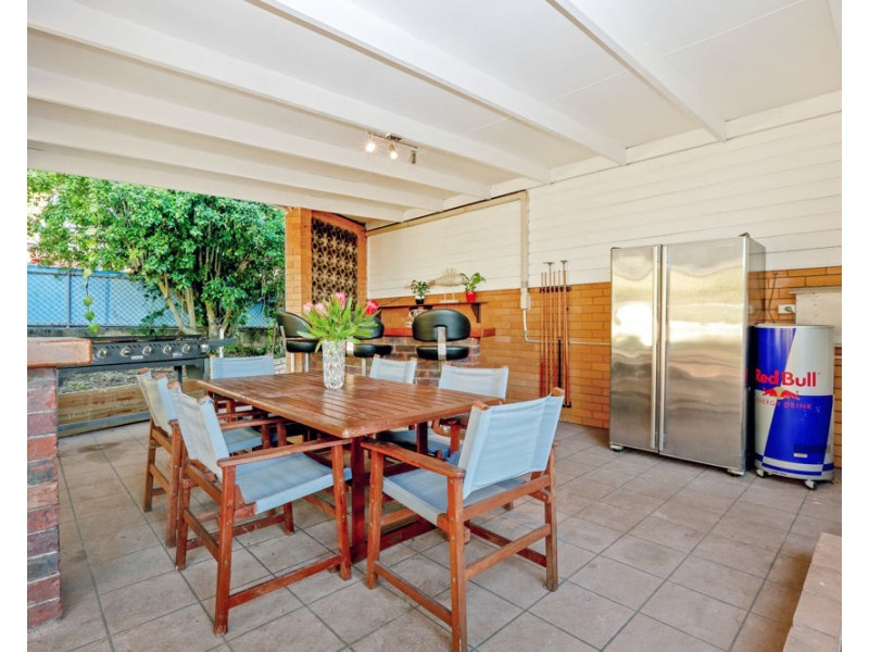 166 Bapaume Road, Holland Park West QLD 4121