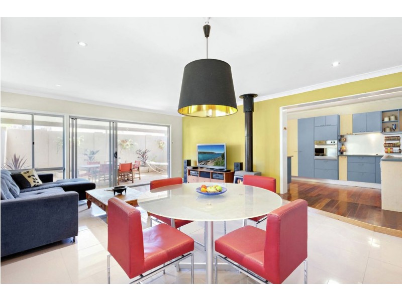 1 Kiparra Street, Mansfield QLD 4122