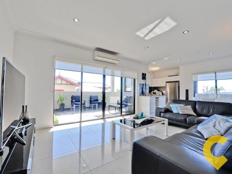 4/5 Ivanhoe Street, Annerley QLD 4103