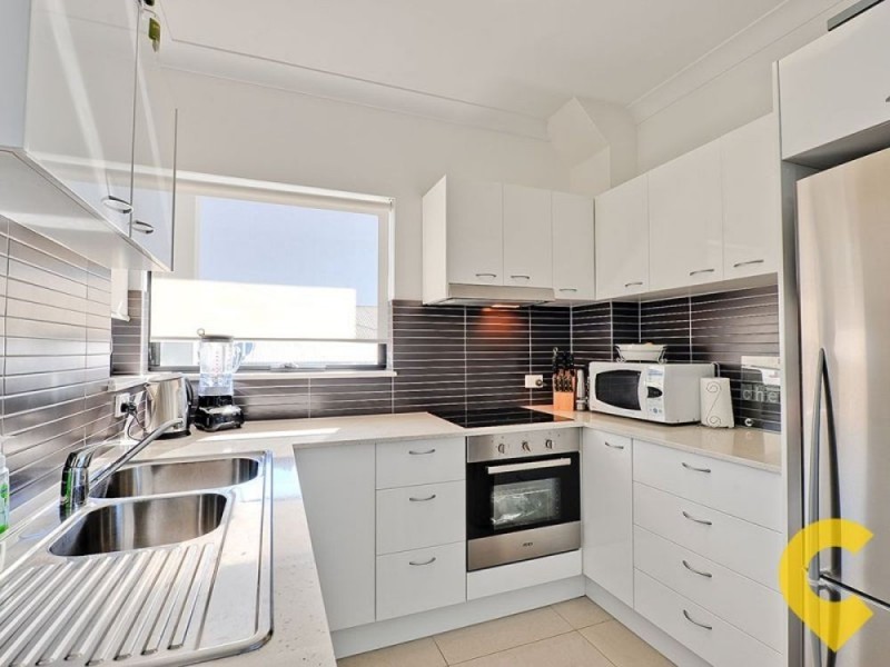 4/5 Ivanhoe Street, Annerley QLD 4103