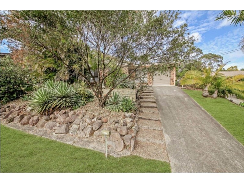 4 Dalton Court, Springwood QLD 4127