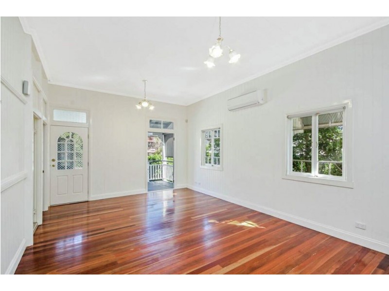 74 Shakespeare Street, Coorparoo QLD 4151