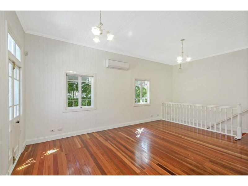 74 Shakespeare Street, Coorparoo QLD 4151