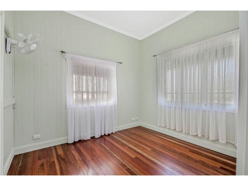 74 Shakespeare Street, Coorparoo QLD 4151