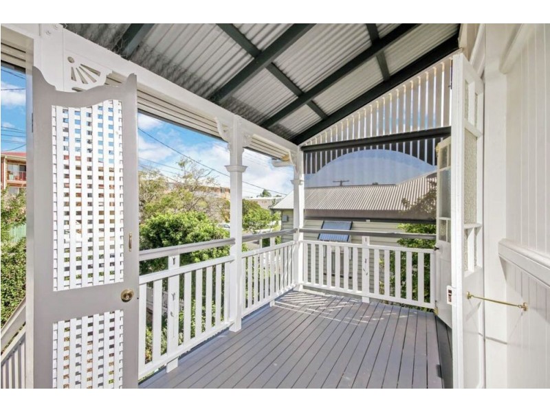74 Shakespeare Street, Coorparoo QLD 4151