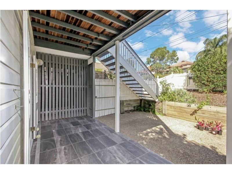 74 Shakespeare Street, Coorparoo QLD 4151
