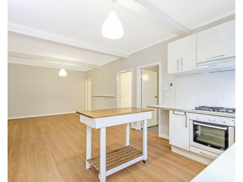 4/9 Lockhart Street, Woolloongabba QLD 4102